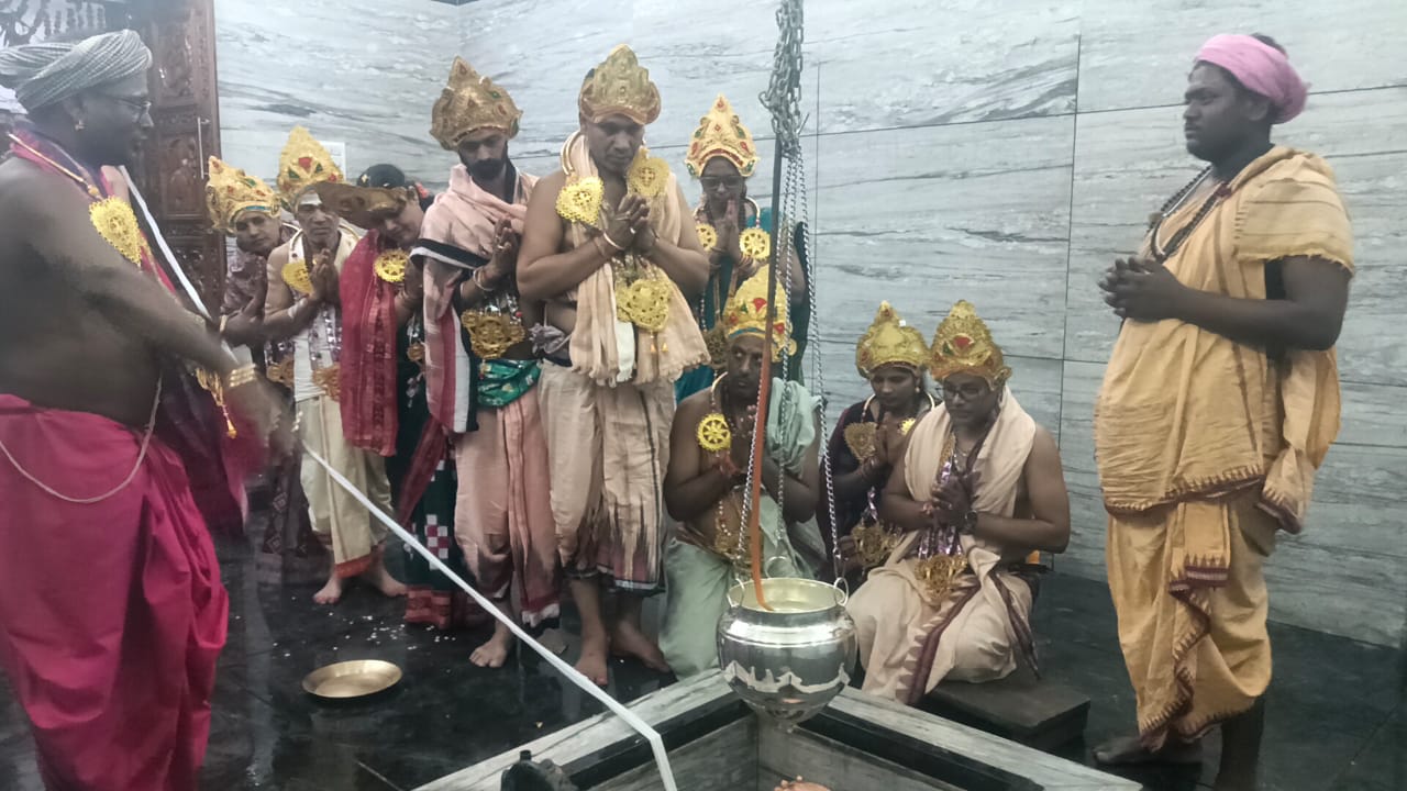 ବାଲେଙ୍କେଶ୍ଵର ମାହାଦେବଙ୍କ ପ୍ରତିଷ୍ଠା ଦିବସର ଅନ୍ତିମ ଦିନ।